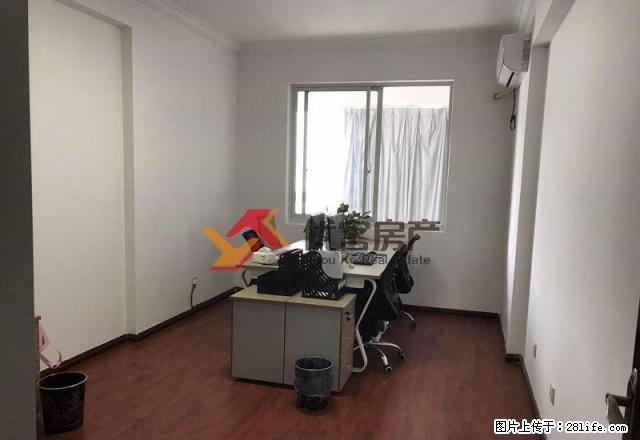 办公室X4 员工区卡位X16 新配家具既租既办公 （可做饭 - 房屋出租 - 房屋租售 - 南昌分类信息 - 南昌28生活网 nc.28life.net